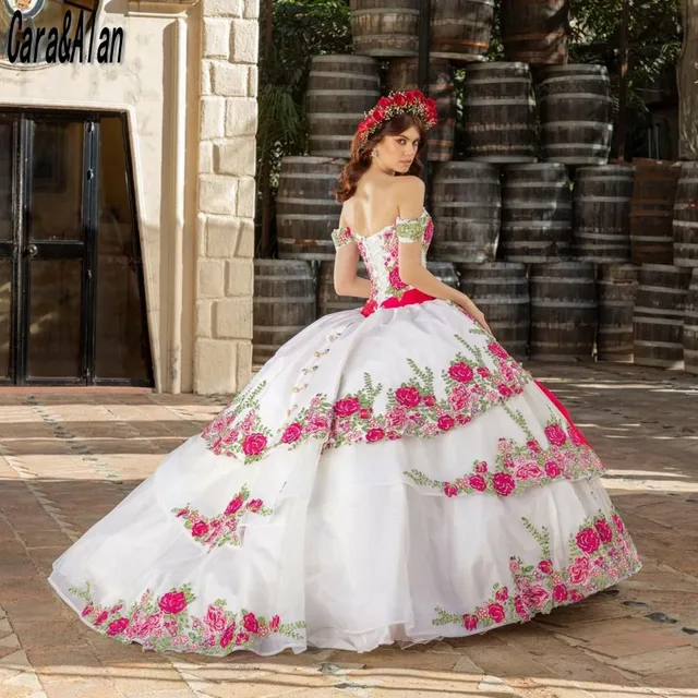 Quince Años Vestidos De 15 En Cordoba Capital Vestidos Regionales