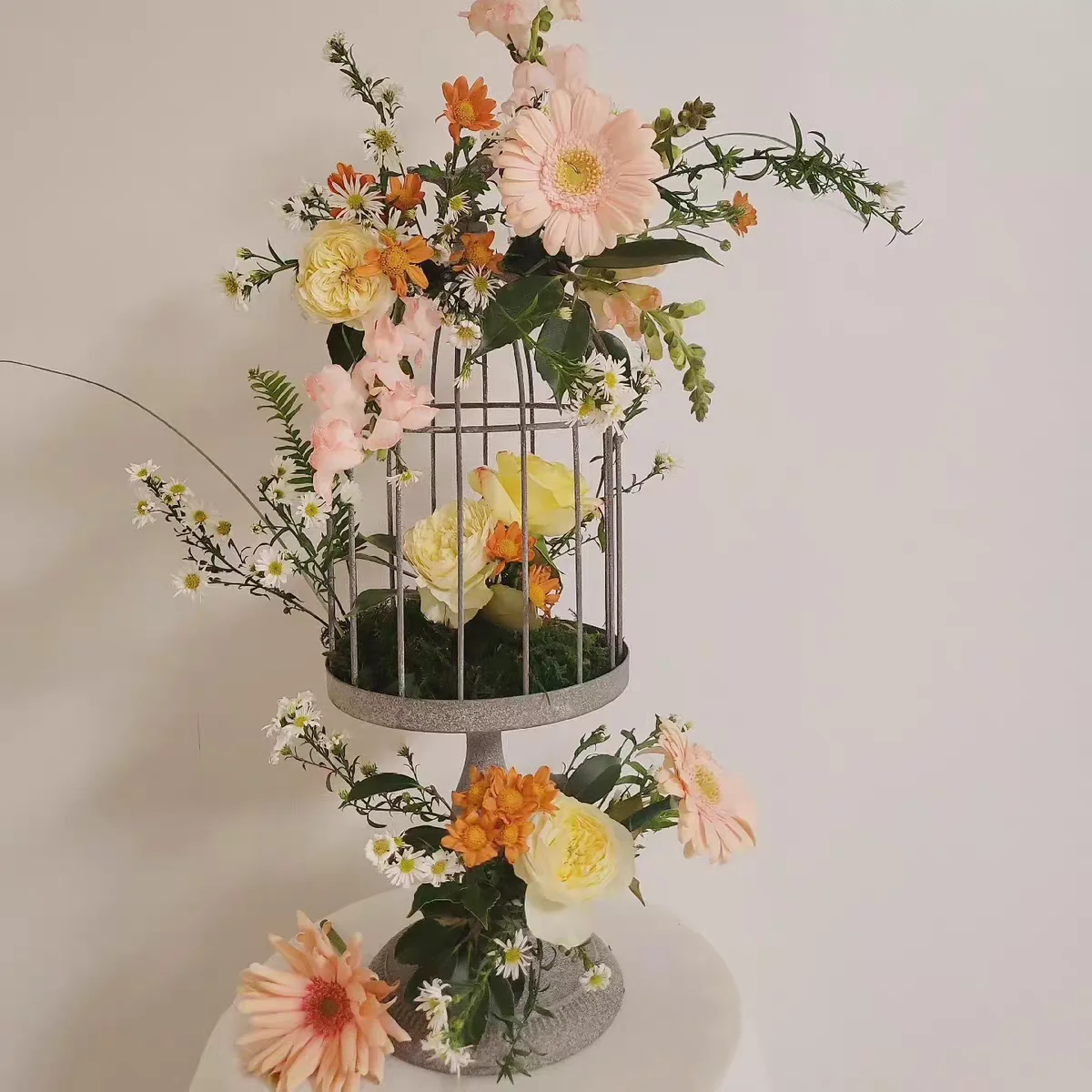 

Metal Ironwork Bird Cage Flower Rack Candle Holders Grey Retro Style Wedding Party Desktop Decorate Originality Candlestick