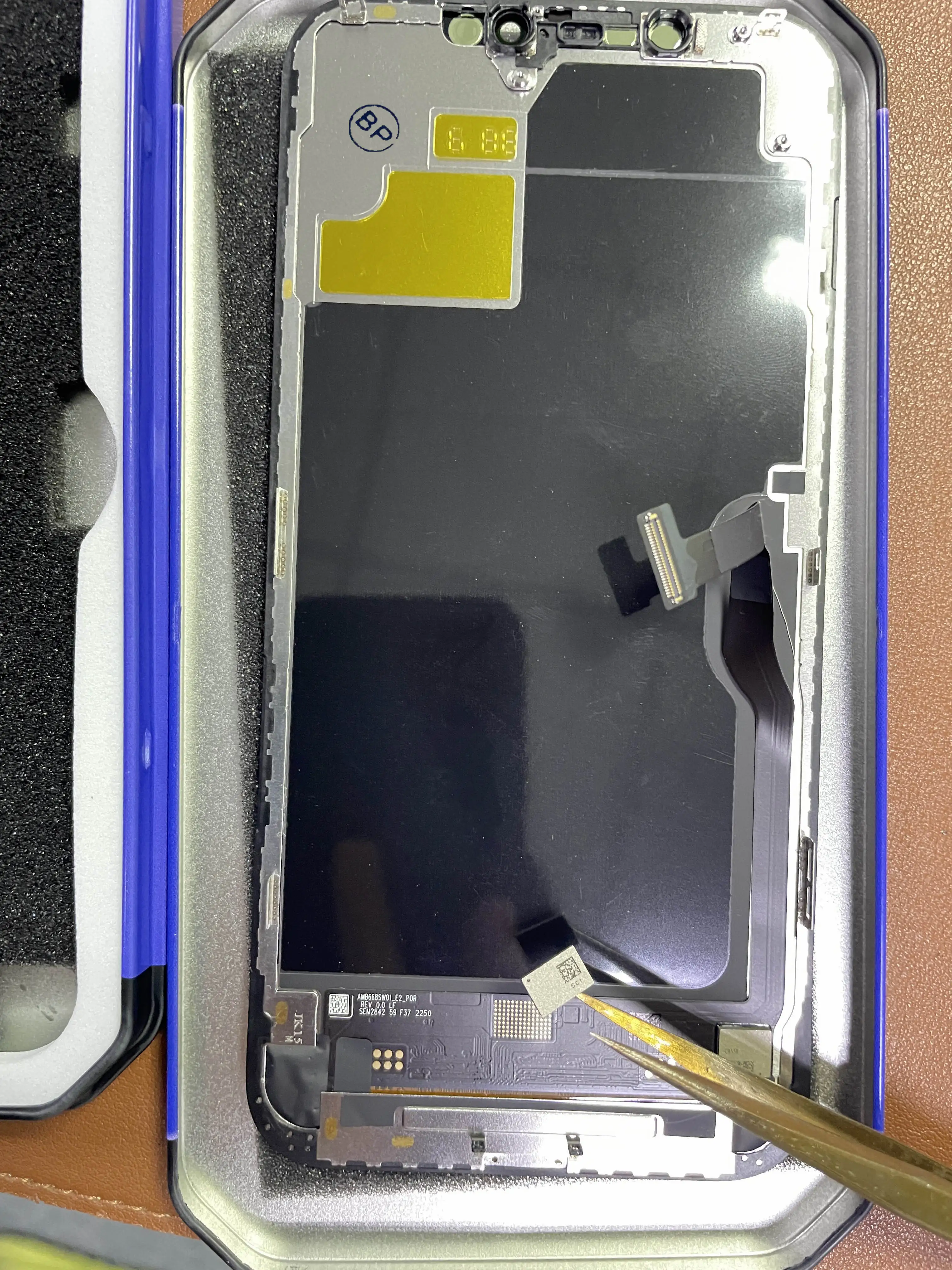 ġ  IC Ĩ μ OLED ũ ÷  11 11  ƽ 12 LCD ,  ȭ ˾  ذ