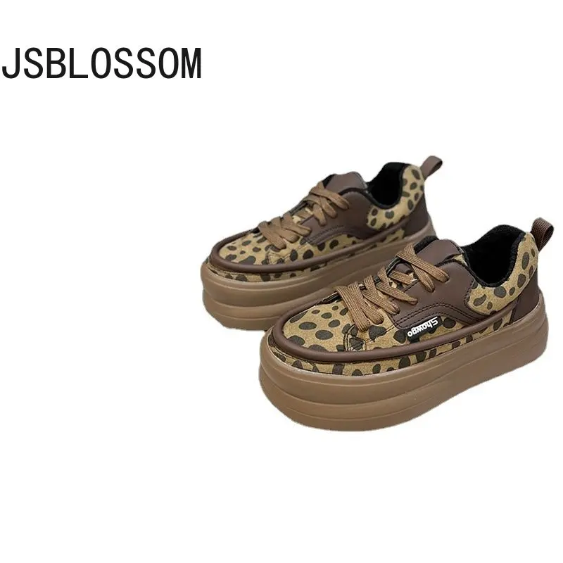 

Women's 2022 autumn and winter new single shoes thick soled plush cotton shoes casual board shoes shoes for women