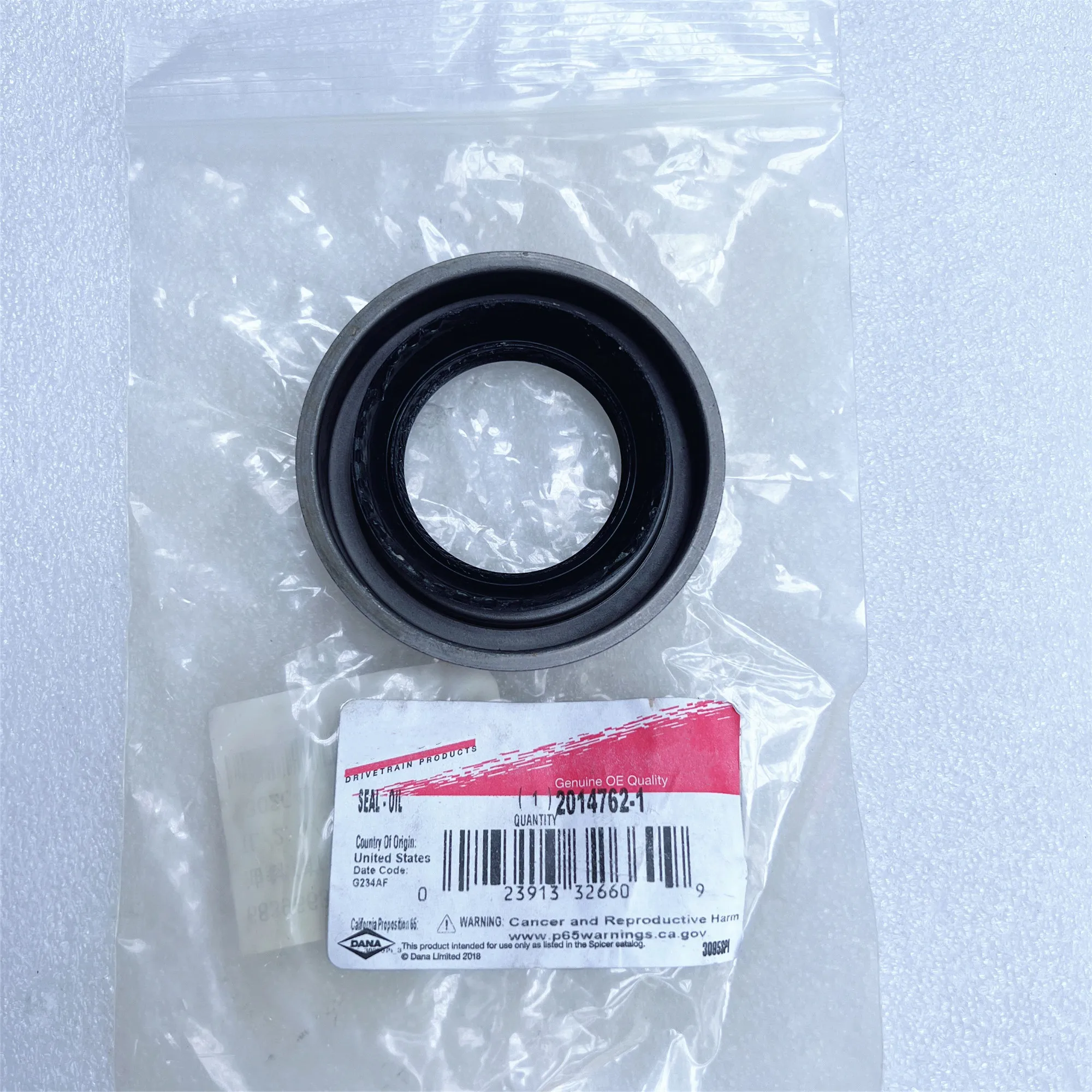 

Front Axle Differential Pinion Oil Seal 2014762-1, 68396634AA Suitable For: Jeep Wrangler JL, Gladiator JT, 2018-2024