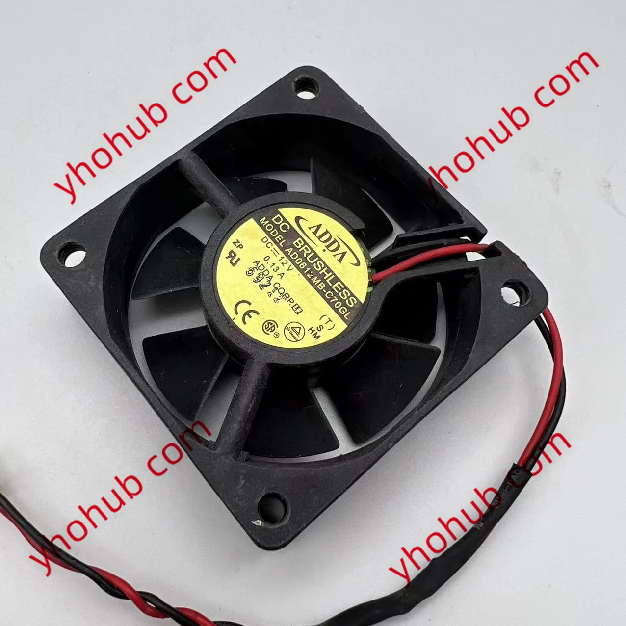 

Охлаждающий вентилятор для сервера ADDA AD0612MB-C70GL DC 12 В 0,13a 60x60x20 м, 2 провода