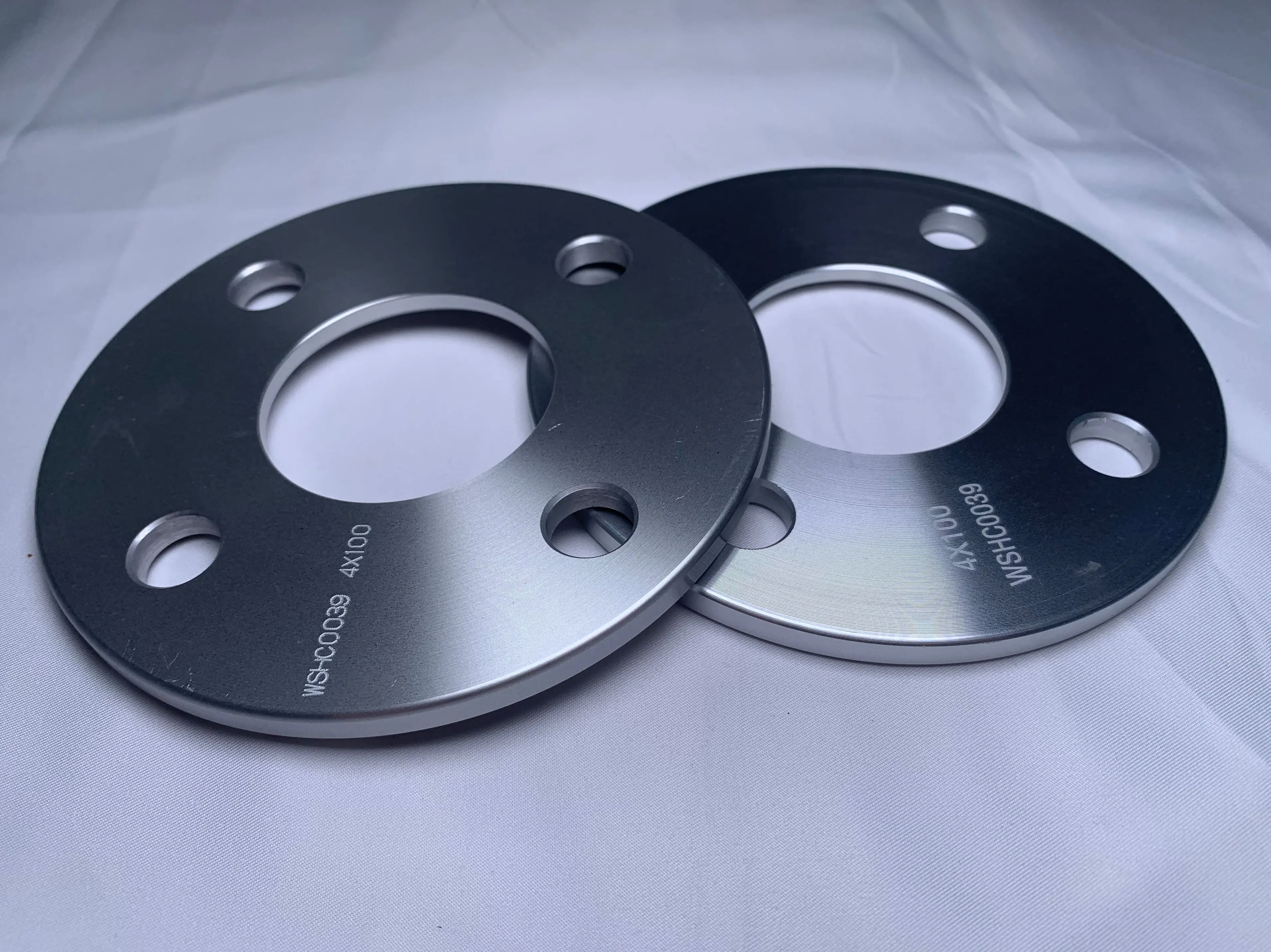 2pcs 8mm Wheel Spacers Adapters PCD 4x100 Center Bore 57.1mm