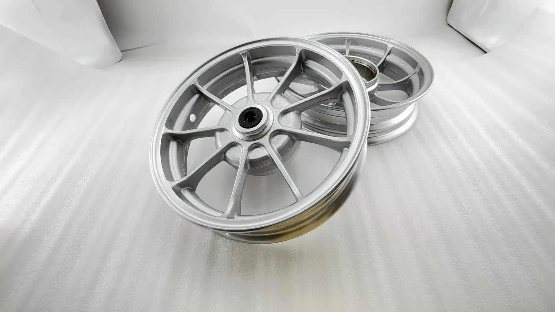 RPM AF27 AF35 ドラムブレーキ用アルミホイール　タイヤ新品 オートバイホイールドラムブレーキためDIO50 AF17 AF18 AF27 AF28 dio