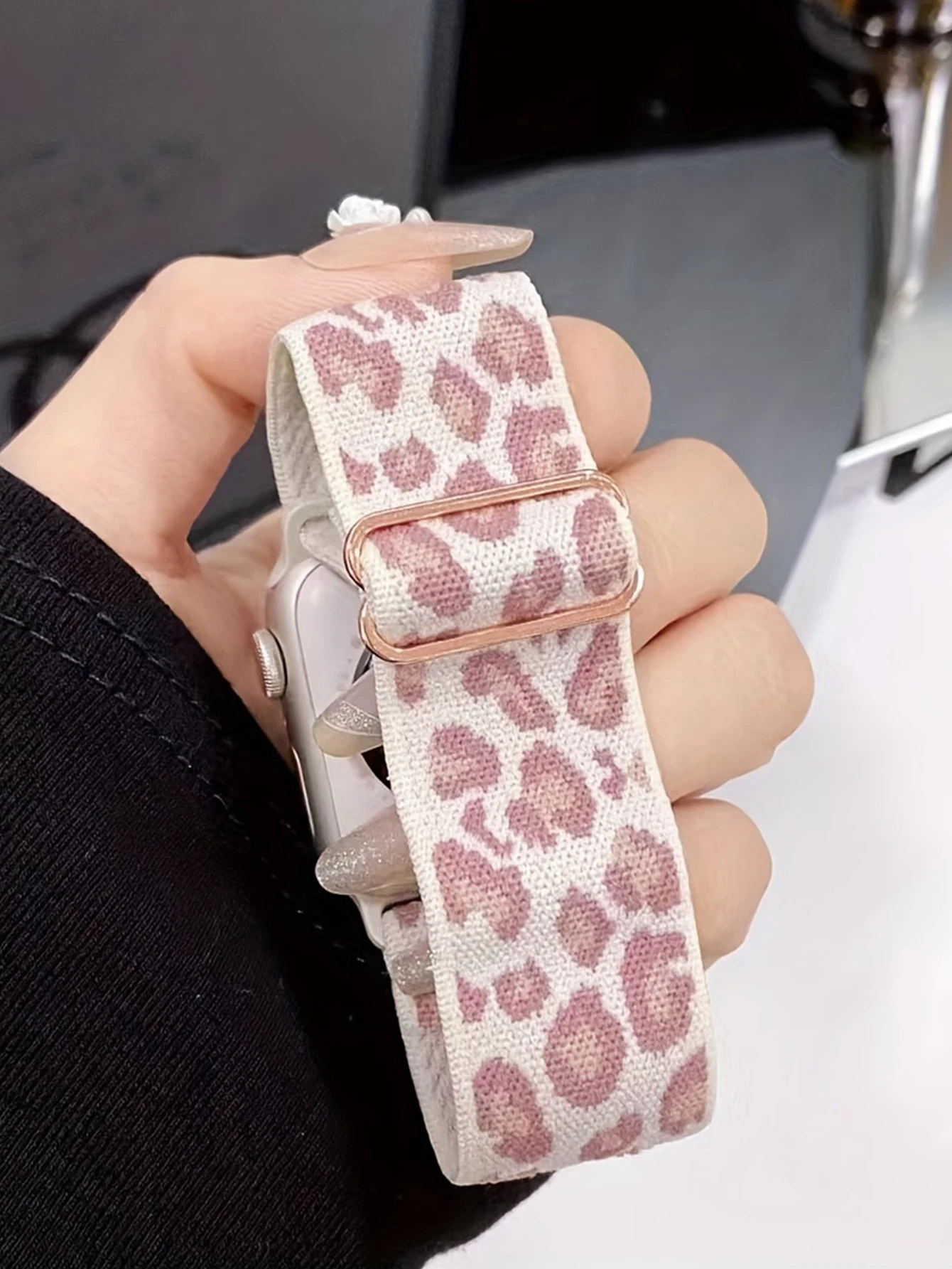 Schickes Nylonarmband mit Leopardenmuster für Apple Watch Serie 9/8/7/6/5/4/3/2/SE, kompatibel mit 38/40/41 mm und 42/44/45/49 mm