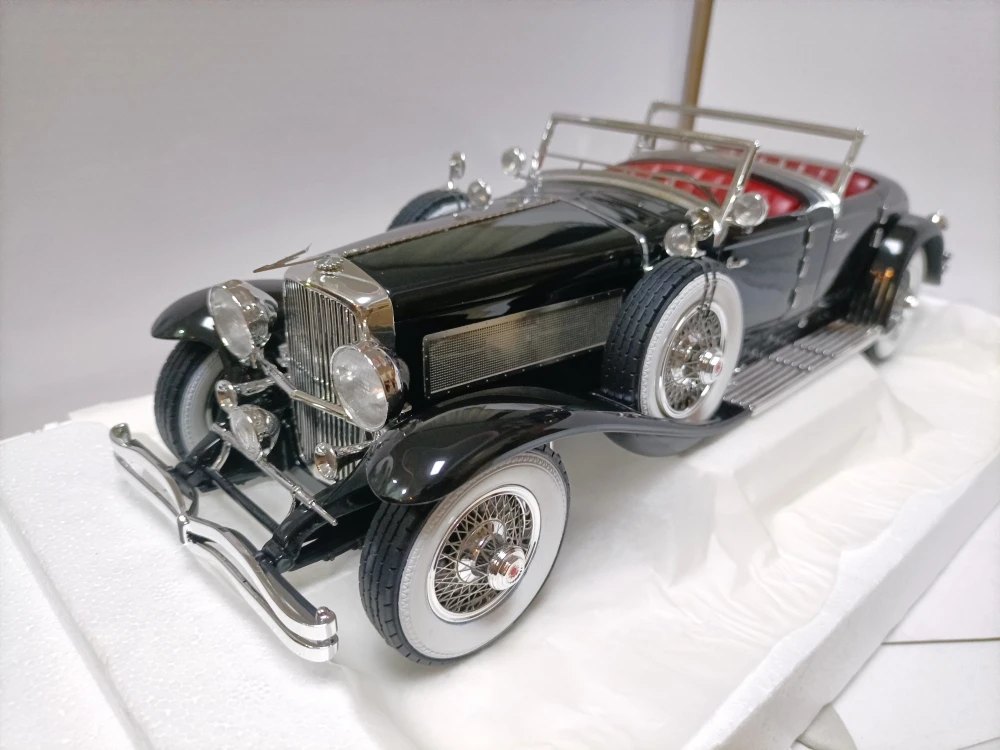 

Matrix 1:18 Duesenberg SJ Torpedo Pheaton Walker LaGrande 1930 Simulation Limited Edition Resin Metal Static Car Model Toy Gift