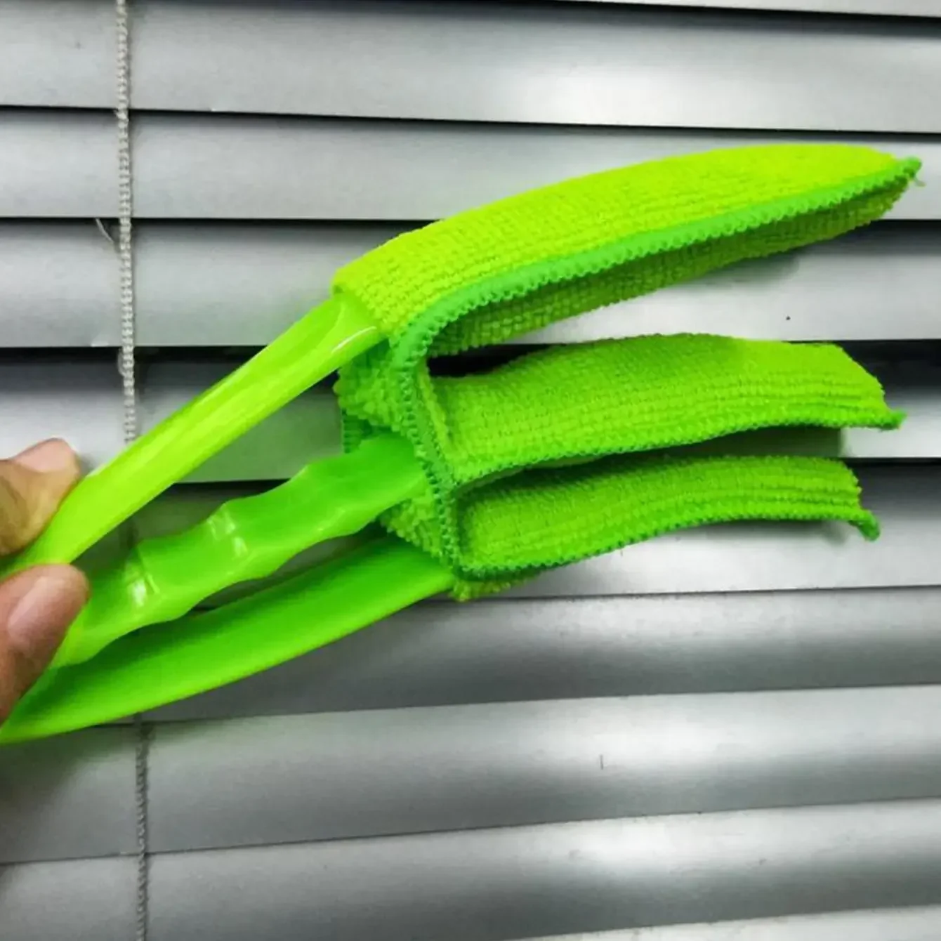 Product Car Cleaning Brush Applicable people Everyone