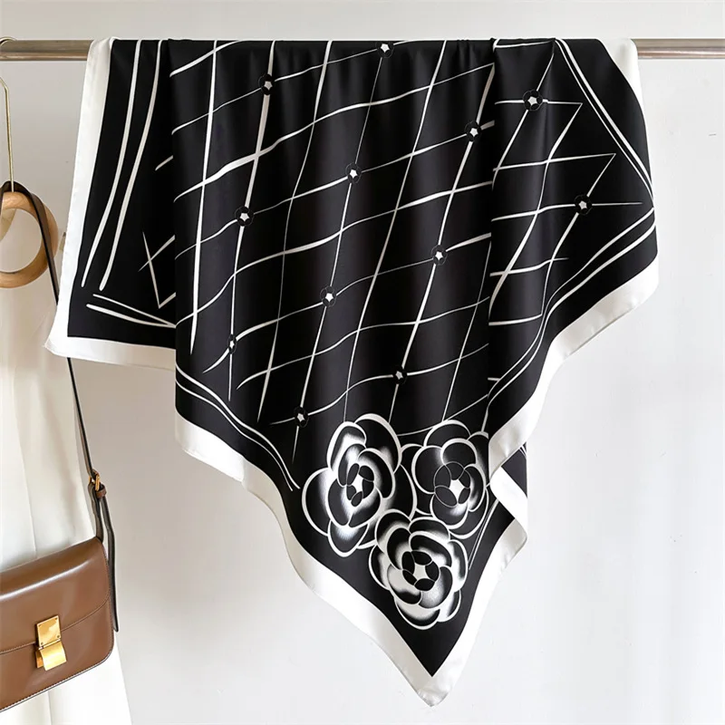 90*90cm Blumenbedrucktes Quadratisches Tuch Damen Seidenschals Bandanas Luxuriöses Design Strandtuch Wickeltücher Eleganter Reise-Hijab für Damen – Detail 10