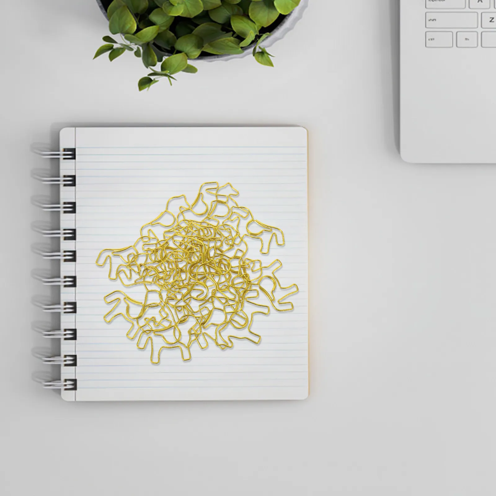 30Pcs 귀여운 말 모양 종이 클립 반짝 이는 골드 금속 작은 장식 종이 클립 크리스마스 신년 파티 호의 선물 교사