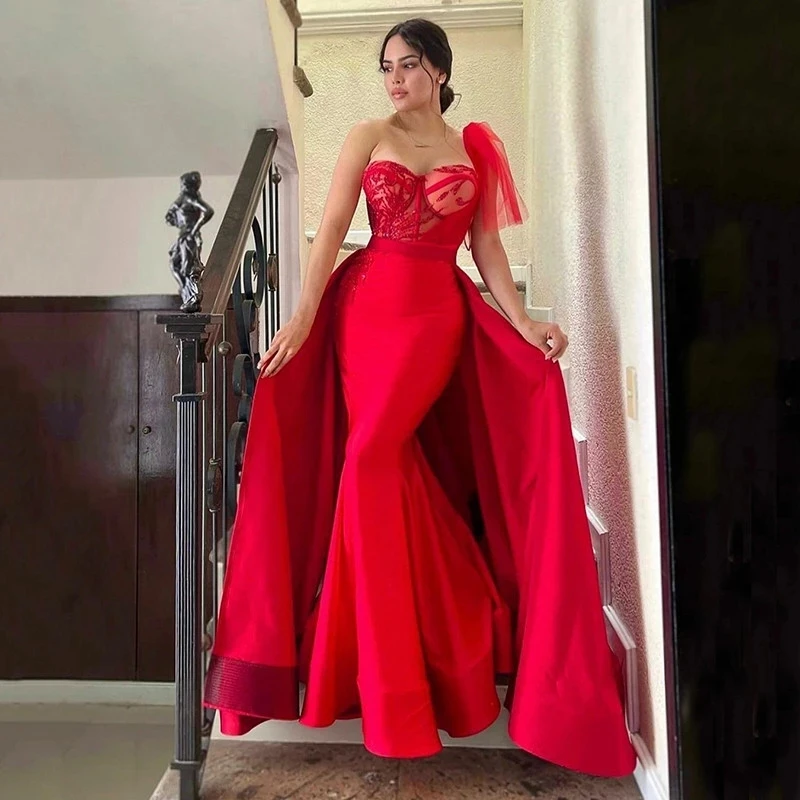 

Charming Red Formal Evening Dresses Applique Sweetheart Neck Overskirt Satin Arabic Women Prom Party Gowns Wedding Engament