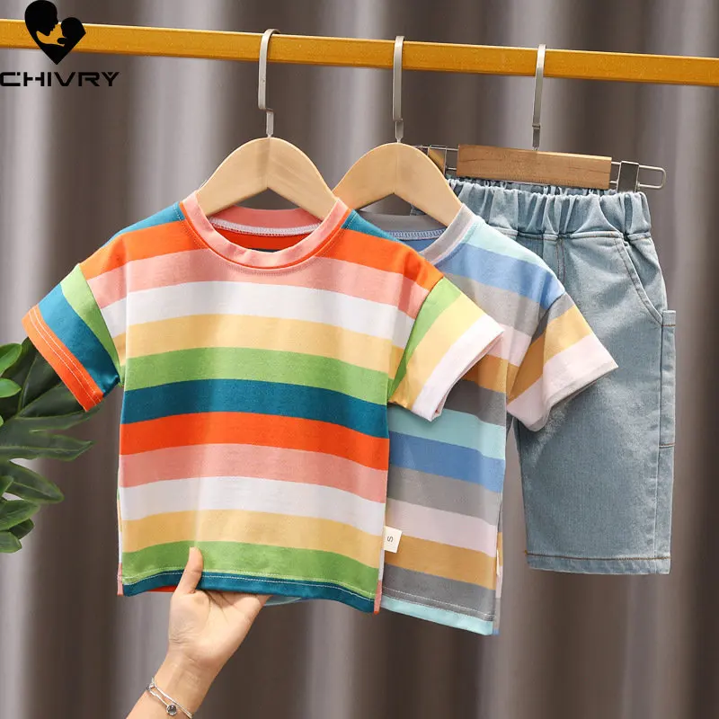 

Boys Summer Clothing New 2023 Baby Boy Rainbow Striped Short Sleeve O-neck T-shirt Tops with Denim Shorts Kids Clothes Sets