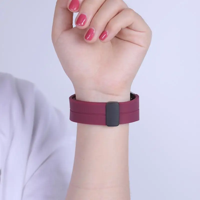Silicone Magnetic Smartwatch Band - 20mm/22mm