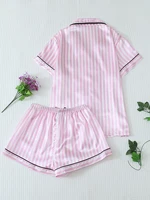 Haut à manches courtes boutonné à revers rayé en satin deux pièces avec poches et short à nœud ensemble de vêtements de détente pour femmes printemps/été adapté à un usage domestique 2