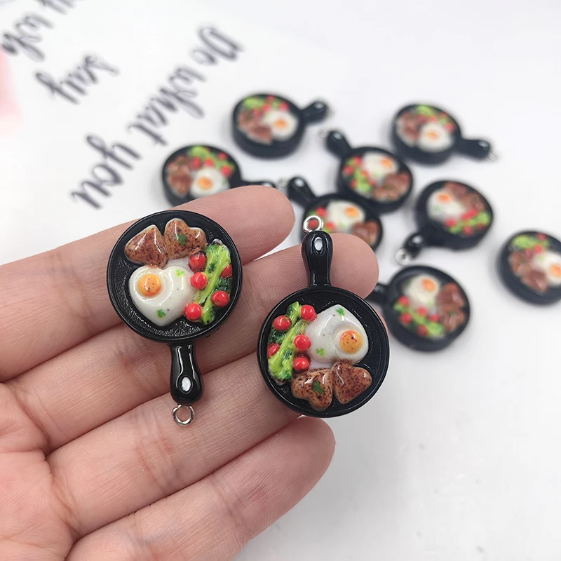 10pcs Kawaii 하트 에그 팬 매력 Diy 귀걸이 키 체인 수지 + 쥬얼리에 대한 펜던트 결과 C712 만들기