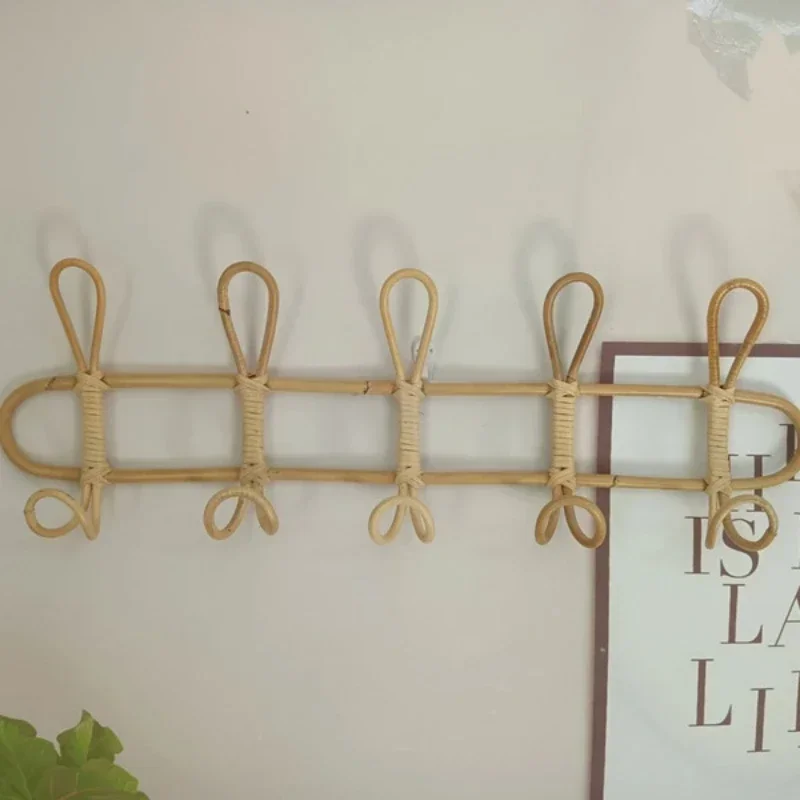 Ganci e accessori da parete per la cameretta - Italia