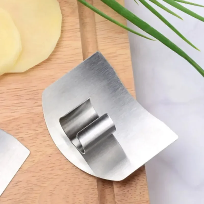 Kitchen Tool Accessories Stainless Steel Finger Guard finger protector finger guard vegetable cutter Safety Vegetable Cutter Hand Guard Tool Kitchen Cut Finger Protector