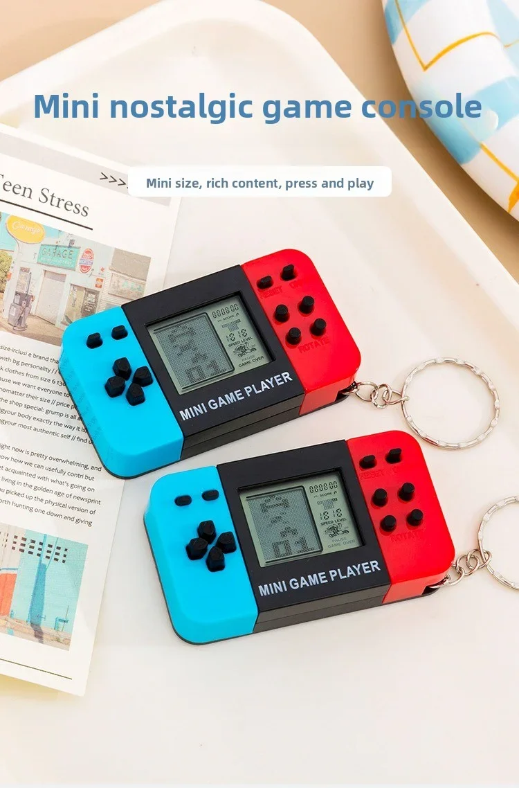 Mini Retro Tetris Spielkonsole Schlüsselanhänger Klassischer Handheld-Videospiel-Player mit Schlüsselring Tragbares Taschenspielzeug für Erwachsene und Kinder – Detail 2