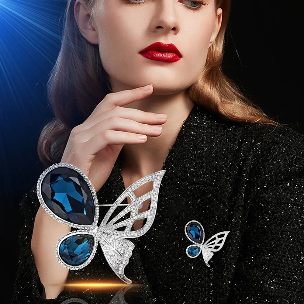 Exquisite Butterfly Sapphire High-end Women's High-end Luxury Niche Classic Hollow Design Suit Coat Pin Decoration Office Party