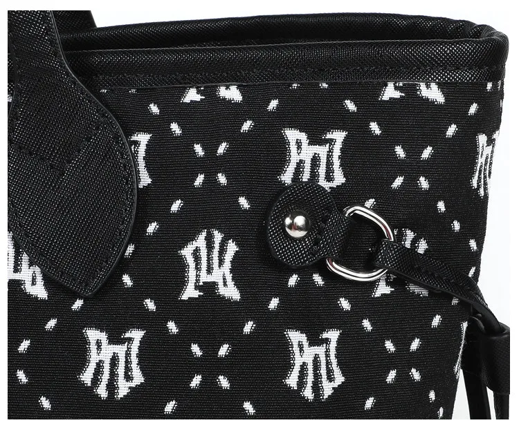 PNJ Manchurian messenger bag women's casual 2024 new fashion shoulder bag fresh trend satchel nylon