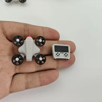 Set di 1 Drone in Miniatura 1:12 per Casa delle Bambole, Accessorio UAV con Telecomando, Modellino Finto per Scenari, Decorazione in Miniatura per Casa