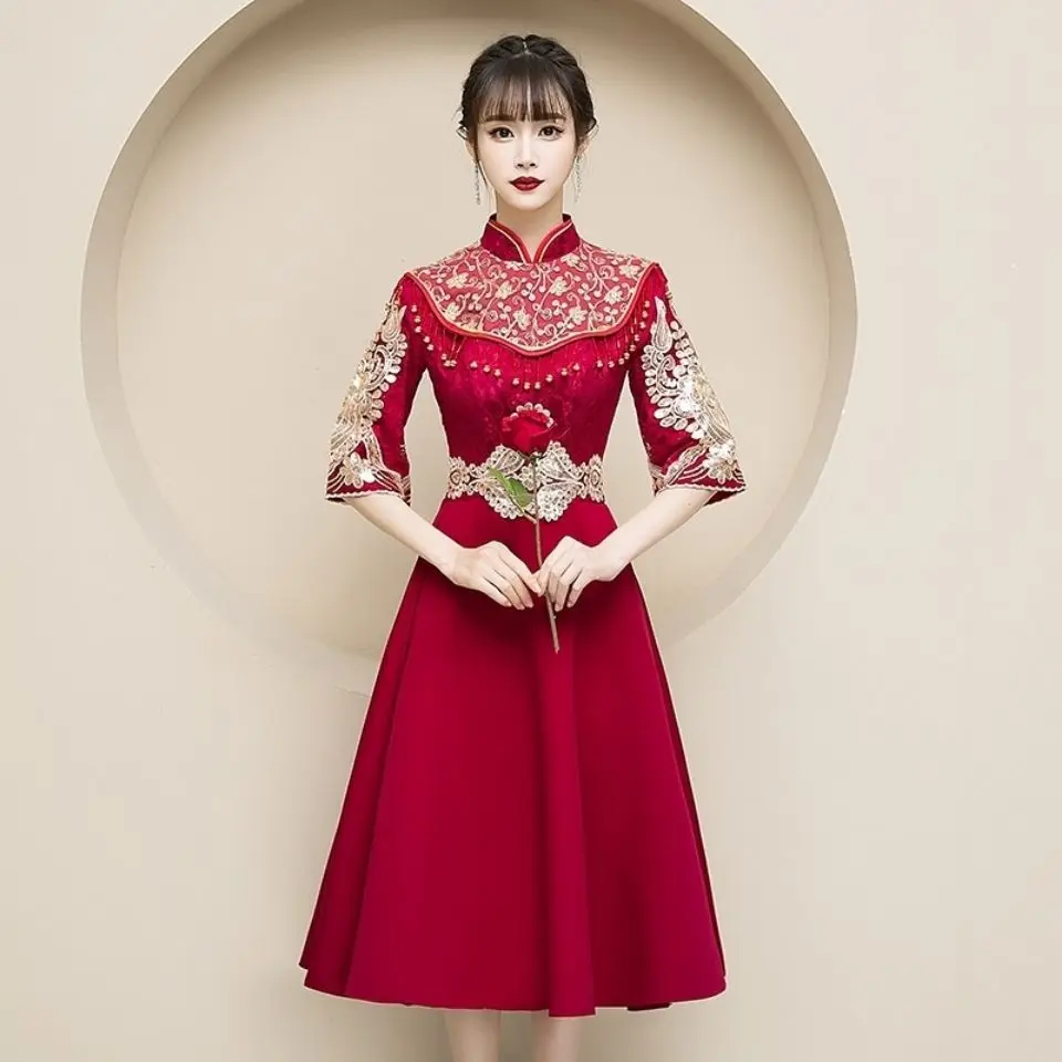 

Red Embroidery Bride Wedding Cheongsam Oriental Style Party Dresses Chinese Vintage Traditional Qipao Elegant Evening Party Gown