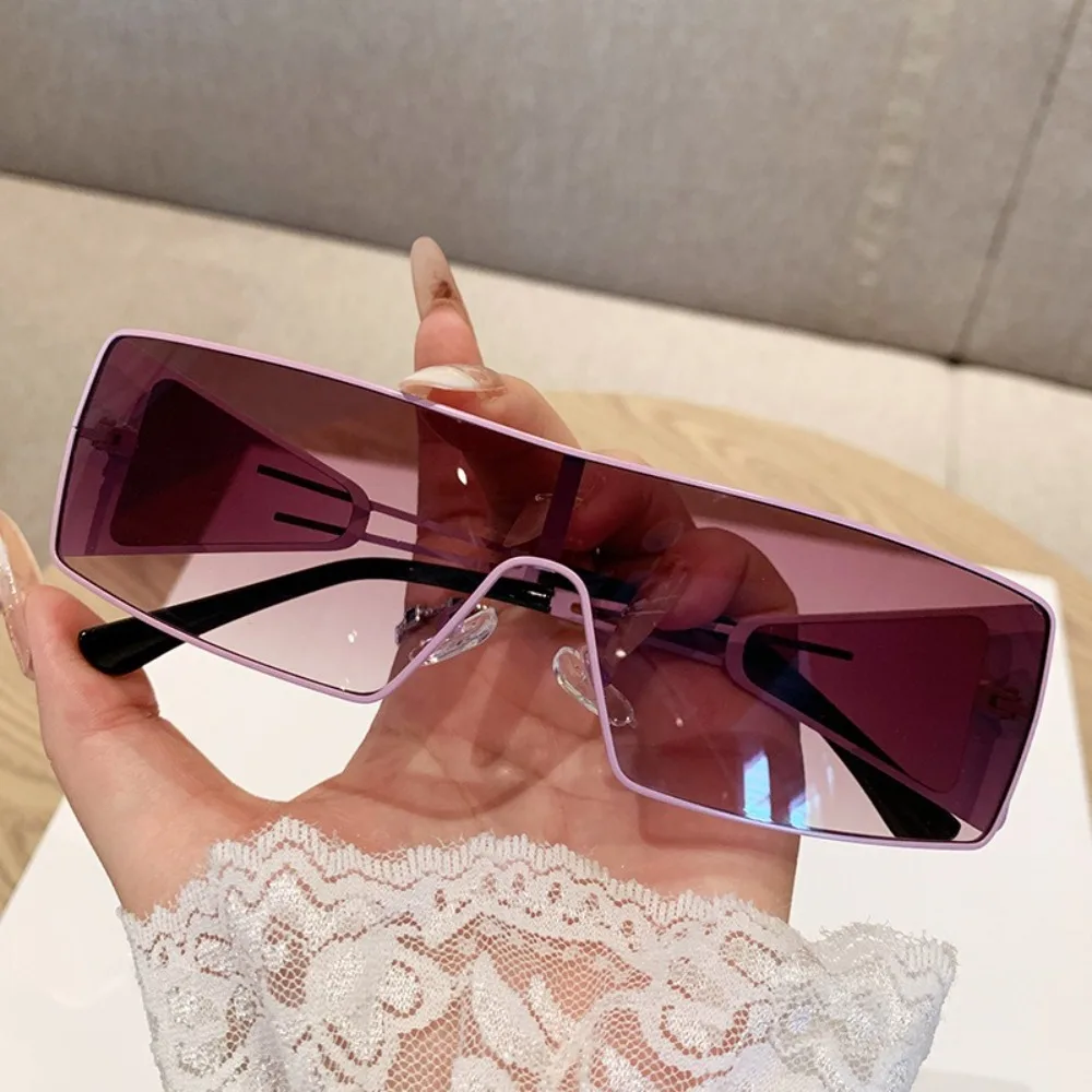 Golden Metal Frame Women Sunglasses UV Protection