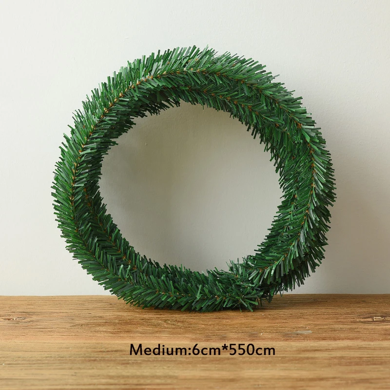 thumbnail image 1 of Guirnalda de ratán con forma de cinta de trinquete de paja de pino y agujas de Navidad de 5,5 m, guirnalda hecha a mano, decoraciones de 4 a 8 cm con cifrado, 1 of 5