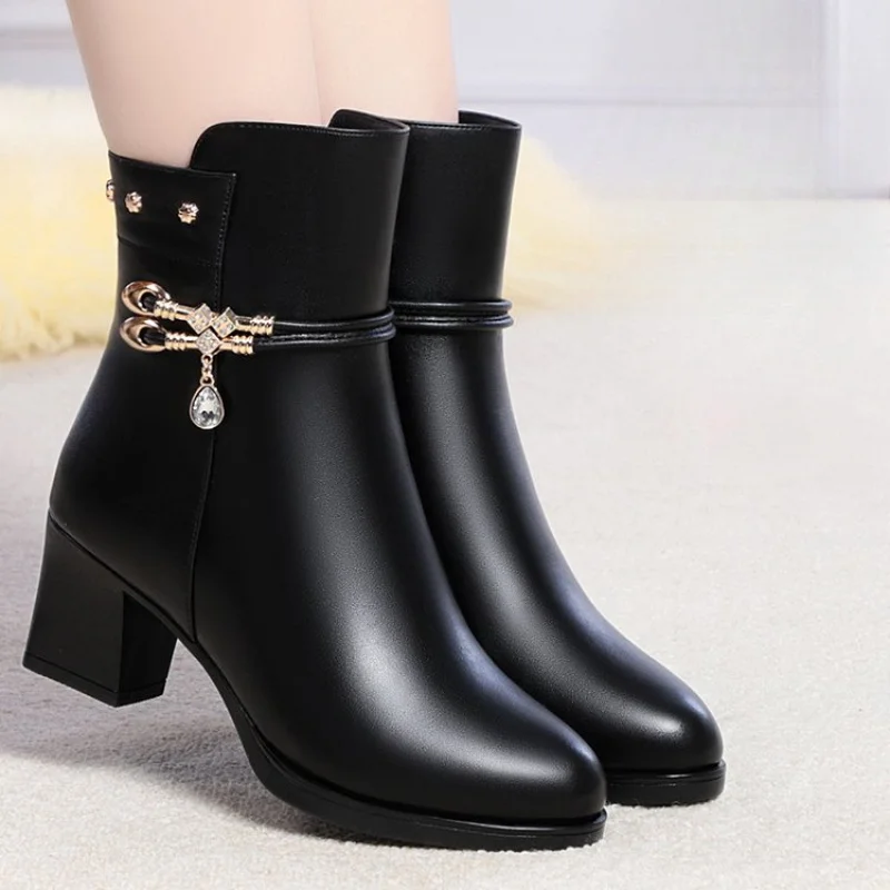 S596f50297cdd44f3981a45792eab41a85