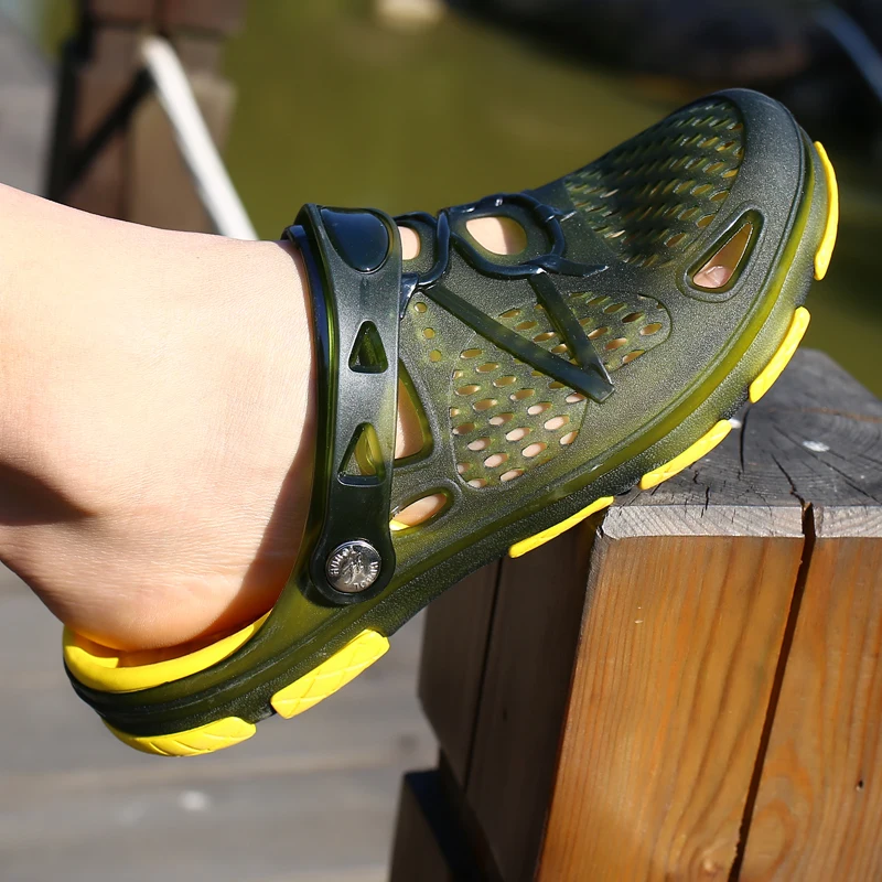 YRZL Men Sandals Summer Non Slip Casual Slippers Hole Shoes Clogs Men Home Garden Outdoor Male Beach Flat Slippers Big Size 45 2