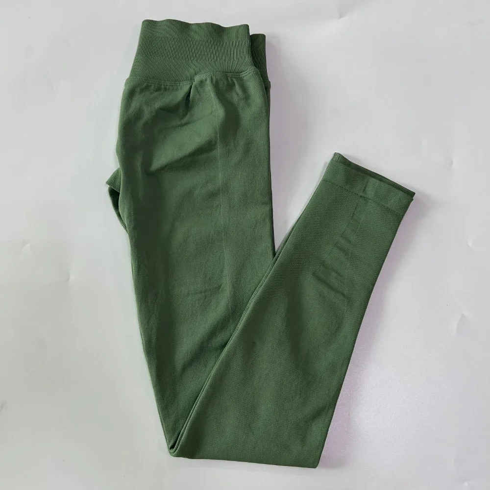 NO LOGO Dark green