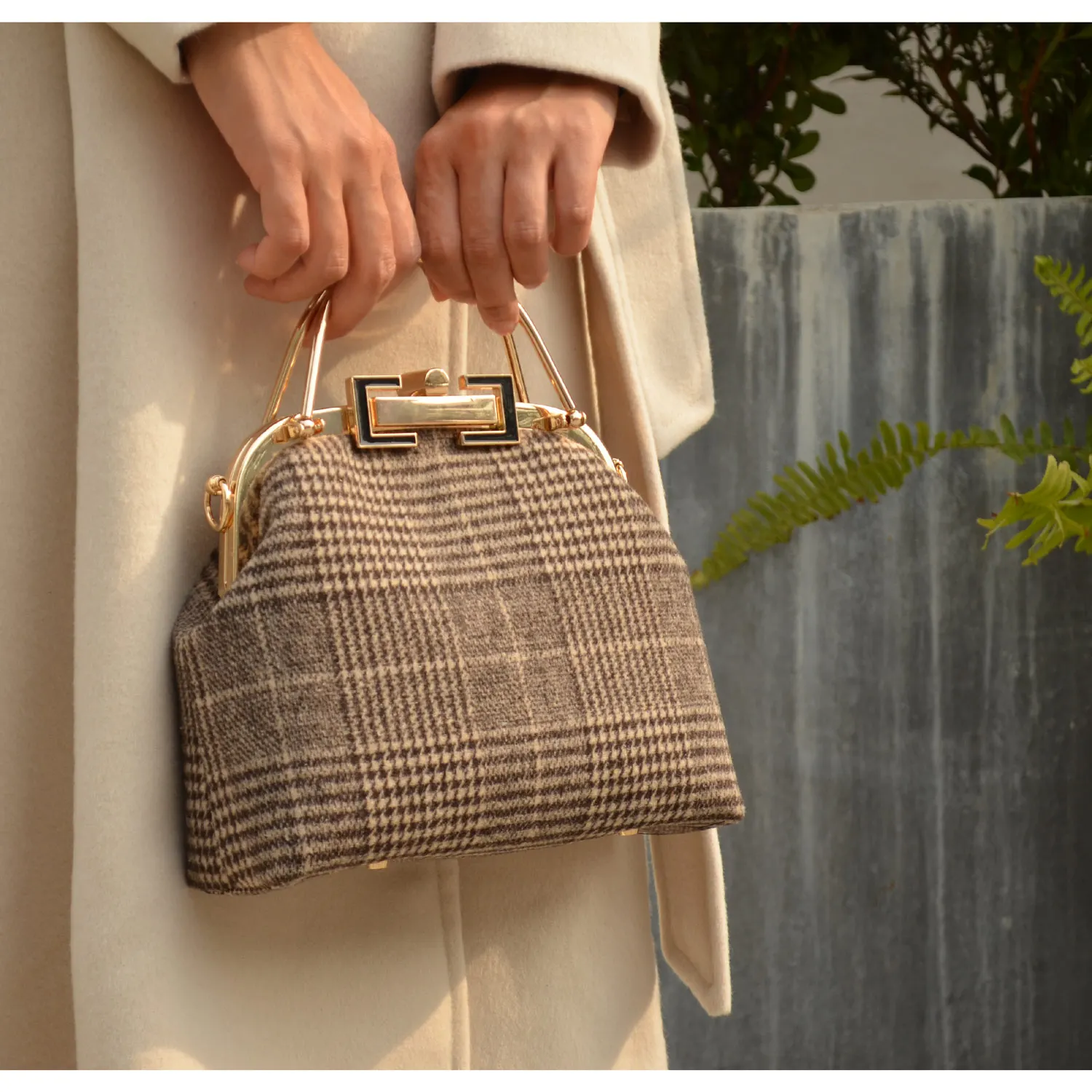 Shell Lock Bag Vintage Plaid Women Handbags Purses Chain Handmade