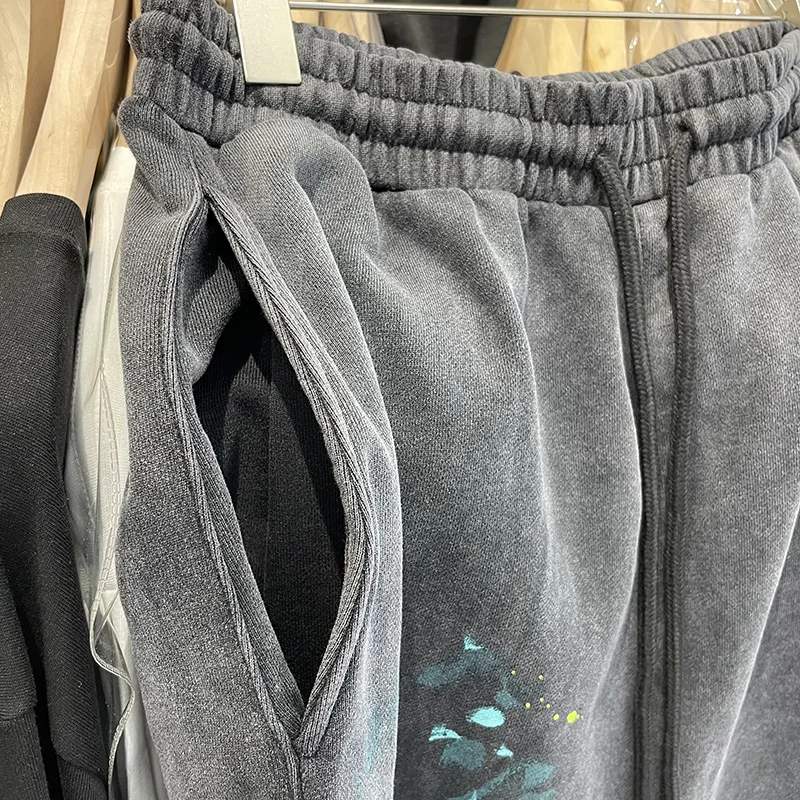 SAINT LOUIS Shorts - Image 4