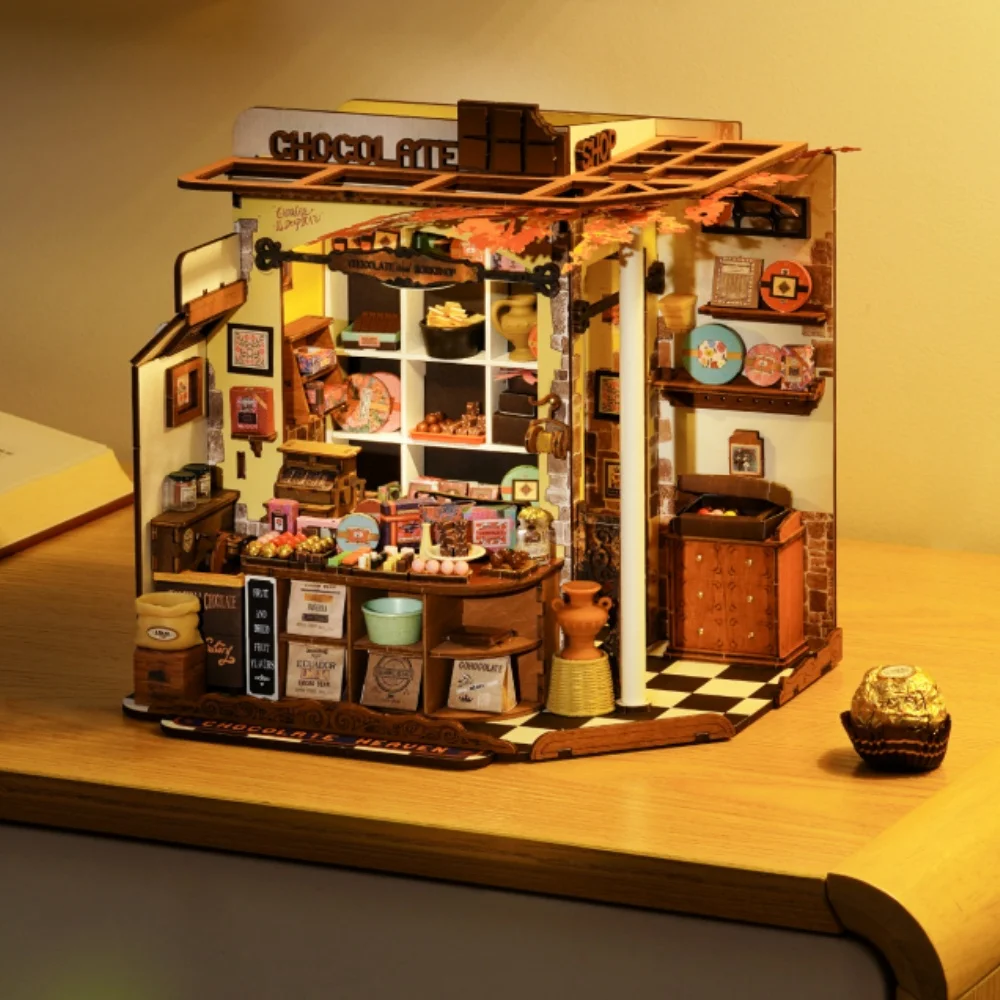 Rolife Flavory Café DIY Miniature House kit DG162 | Robotime Online