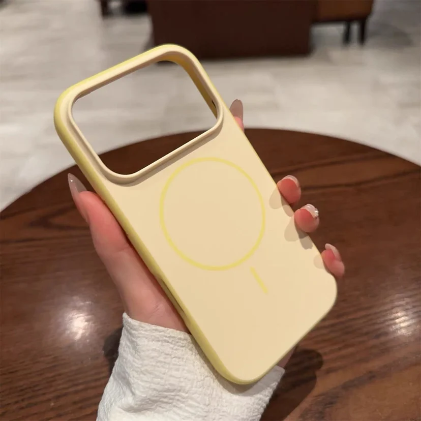 حافظة من السيليكون السائل غير اللامع من Magsafe لهاتف آيفون 17 16 15 Pro Max 17 Air 14 13 12 لون الحلوى المغناطيسي غطاء ناعم فائق النحافة