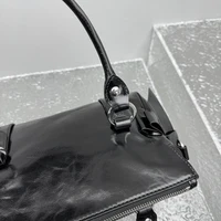 Sacs de luxe de marque célèbre pour femmes, sacs à main de créateurs, sac à bandoulière de haute qualité, sac fourre-tout pour tenues élégantes 6