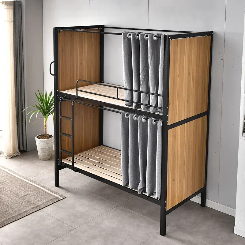 

Железная двухъярусная кровать в молодежном общежитии с регулируемой высотой