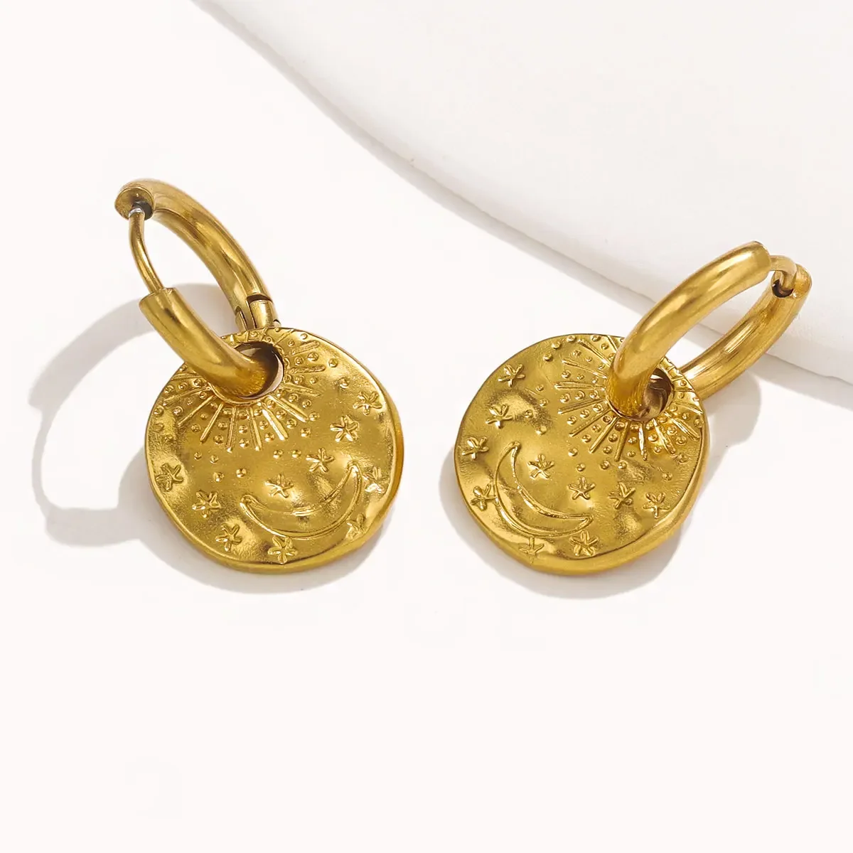 

Stainless Steel Fine Geometric Star Moon Gold Plated Earrings Round Simple Fashion Woman Vintage Jewelry Holiday Banquet Gift