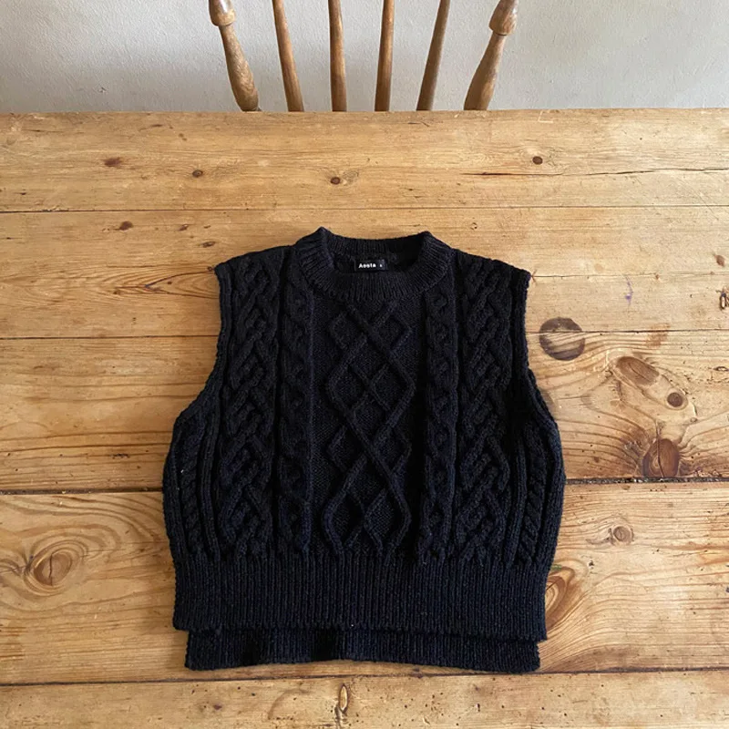Autumn New Baby Sleeveless Sweater Twist Pattern Infant Boys Knitted Vest Toddler Girls Loose Sweater Jacket Children Clothes