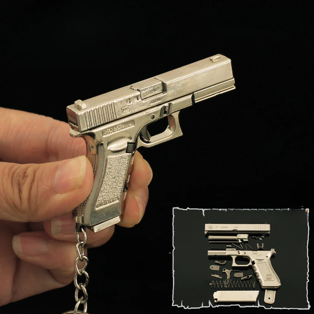 6.5cm Glock G17 Pistol Weapon Model Keychain Metal Game Pendant Ornaments Model Christmas Gifts Children's Toys Gifts for Boys 6