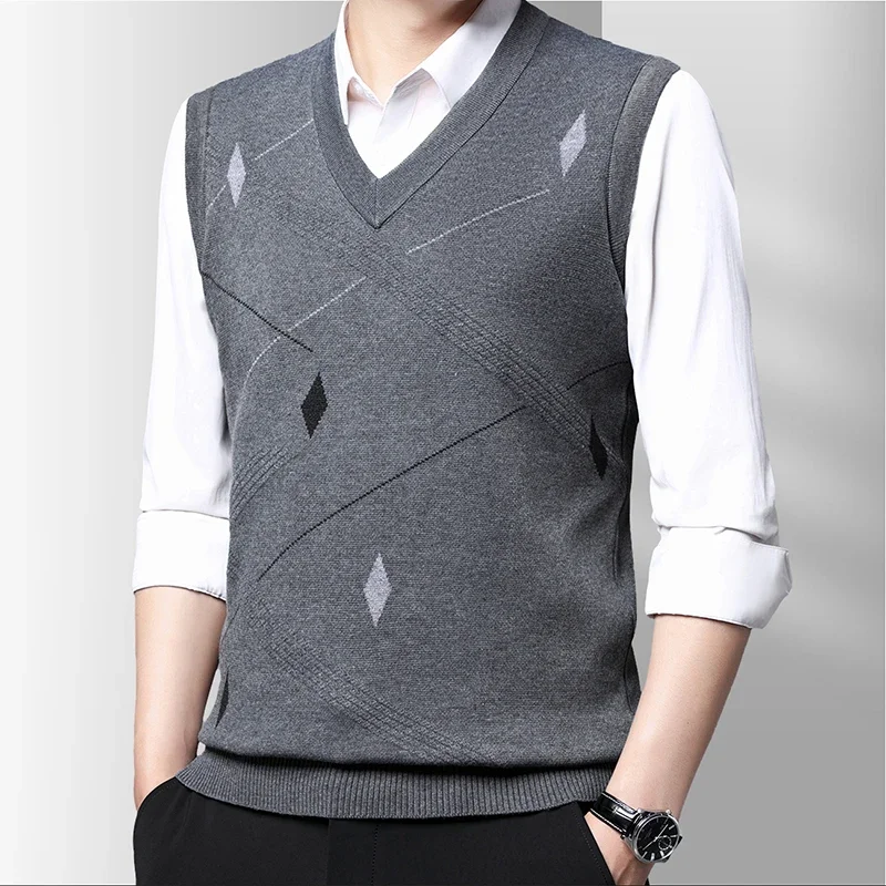 Men's Thickened Casual Sweater Tank Top Autumn and Winter Warm Men's Vest men sweater vests mens knitted vest
