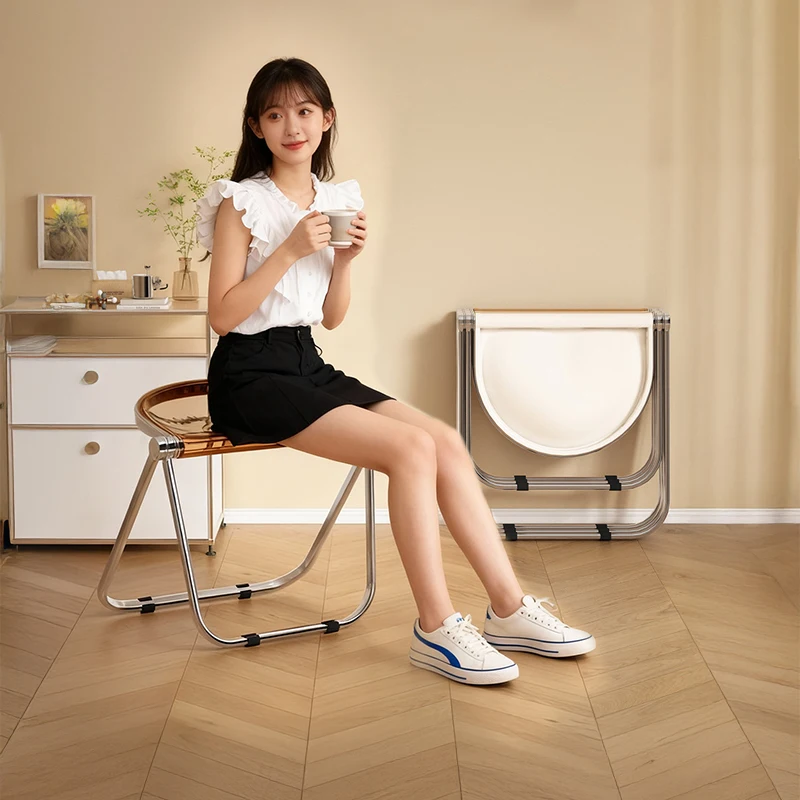 1Pcs Random Color Portable Bar Folding Stools Simple Creative Stool for Home Balcony Living Room & Coffee Shop Outdoor Camping