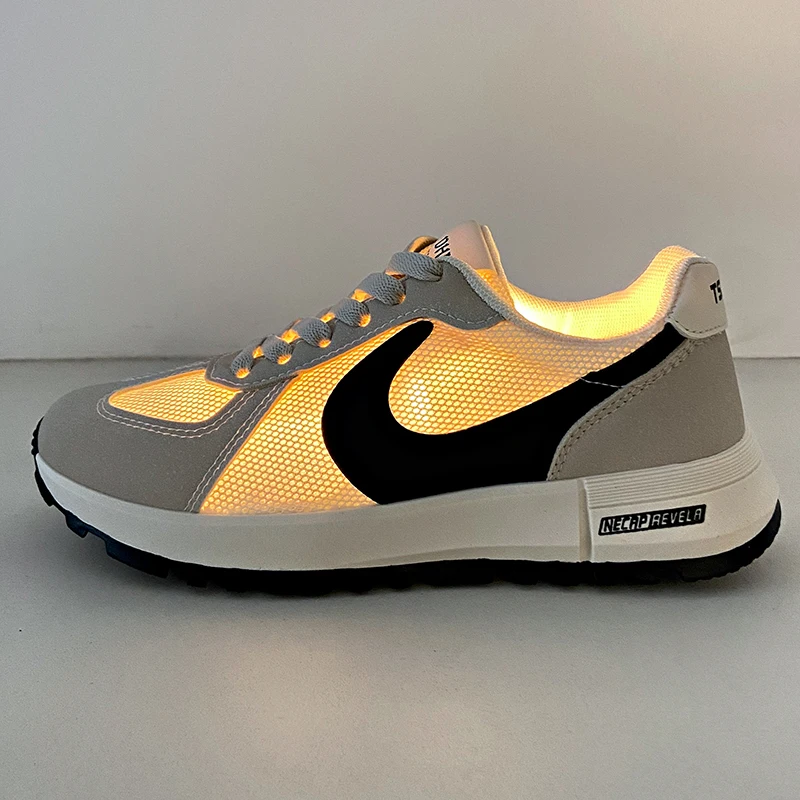 New Trendy Outdoor Running Shoes Casual Shoes Breathable Fashionable Comfortable Soft Sole Running Shoes Sneakers Women
