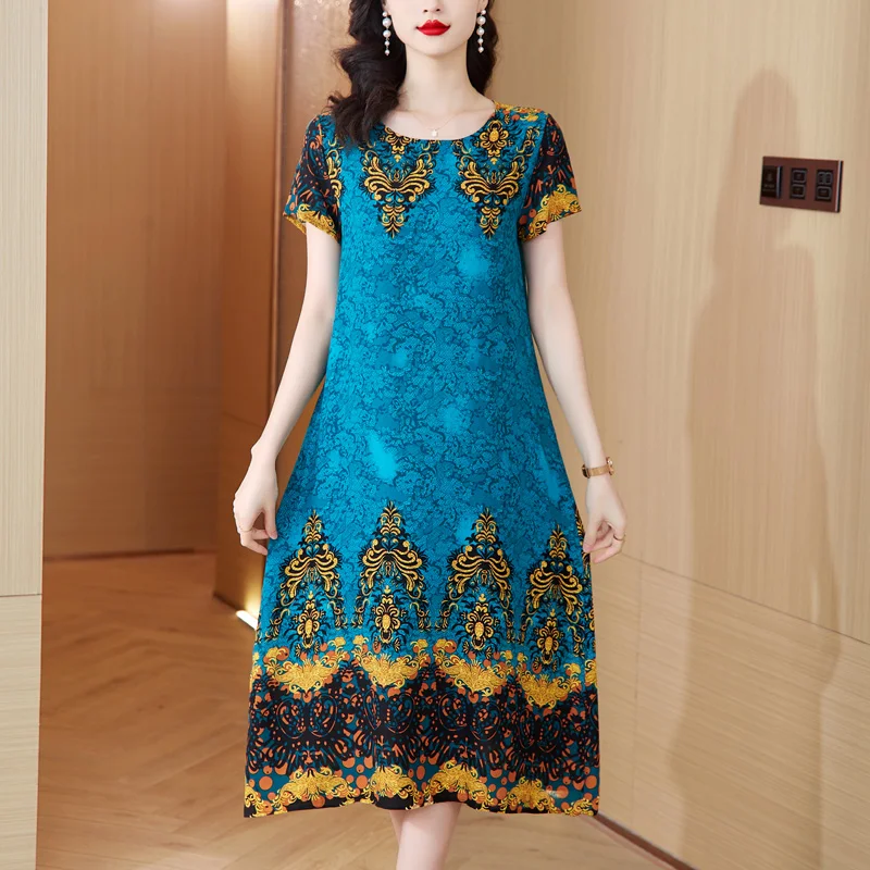 

2023 new loose and thin long dress crewneck large size travel dress