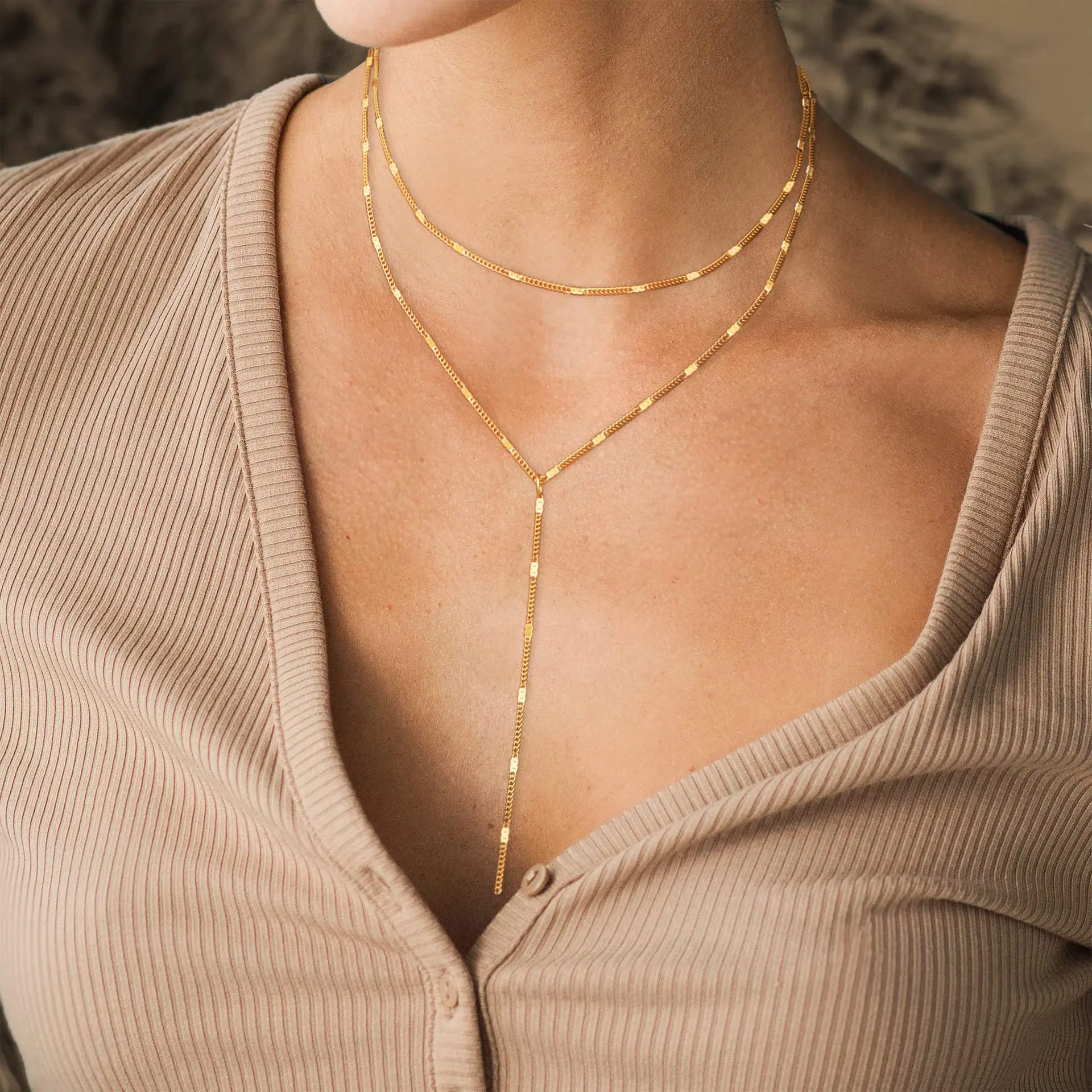 Lariat Gold Necklace packaging