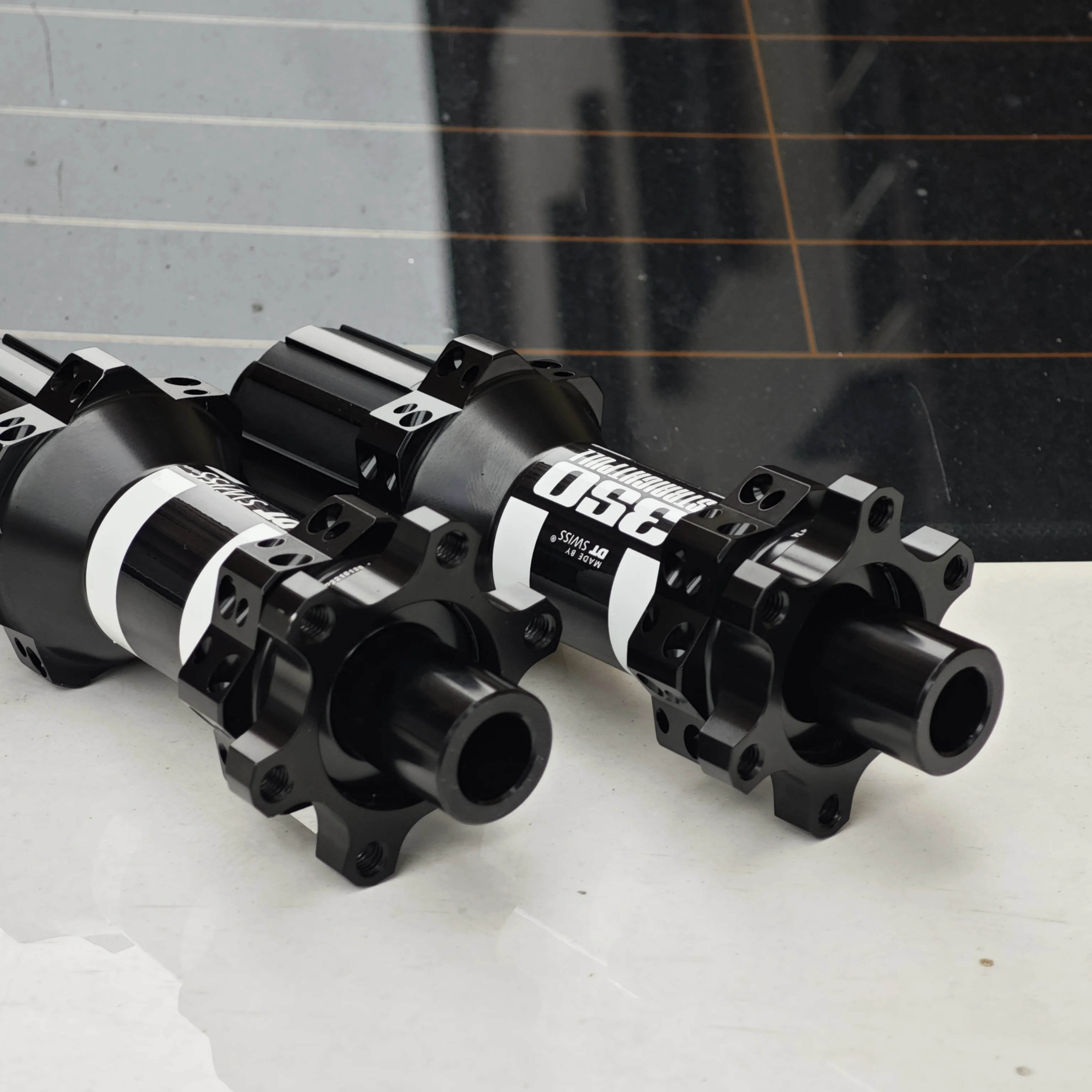 DT 350 디스크 브레이크 다이렉트 풀 135/148/142 가능; 산악 자전거 리어 허브 전용