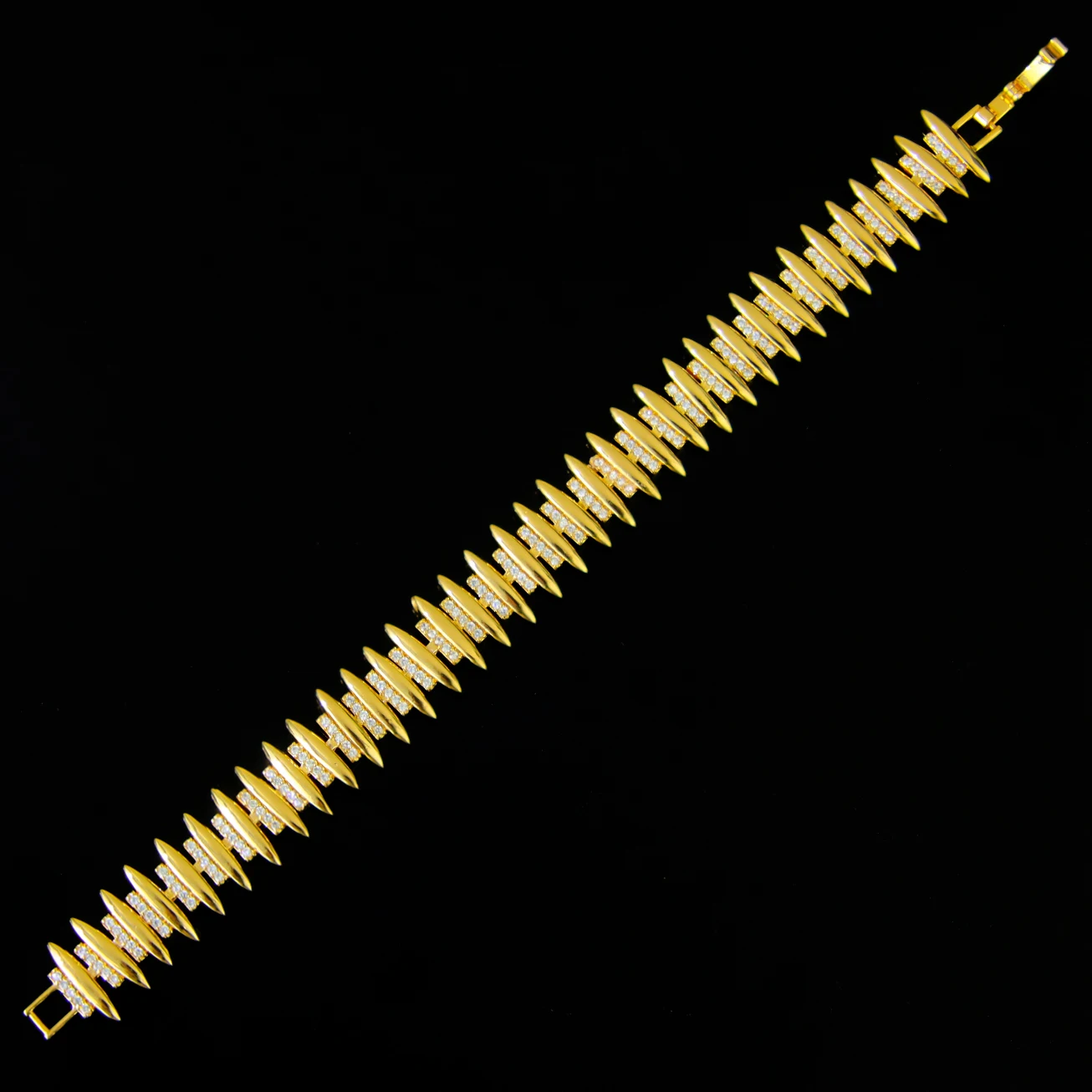 Mode Italienisches Gold Farbe Armband 21k Gold Überzogene Zirkon Dubai Charme Glück Armreifen Saudi Frauen Event Party Trendy schmuck – Detail 6