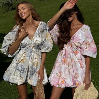 Elegante Abito Mini Estivo 2026 con Stampa Floreale, Stile Y2K Boho, da Donna, Scollo a V, Schiena Scoperta, con Laccetti in Vita, Vestibilità Ampia a Trapezio, per Feste e Vacanze