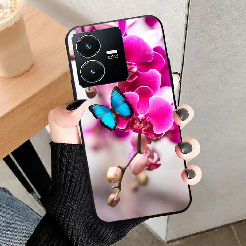 Wolf Cat Soft Silicone Shockproof Phone Cover, Black Bumper.
