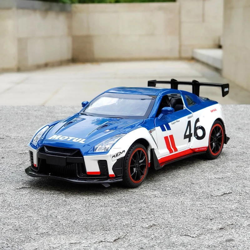 1:24 Alloy Nissan Skyline Ares R35 Racing Diecasts & Toy Vehicles Car Model Sound Light Pull Back Simulation Car Kids Gifts jada 1 24 nissan gtr r35 paul toy alloy car diecasts