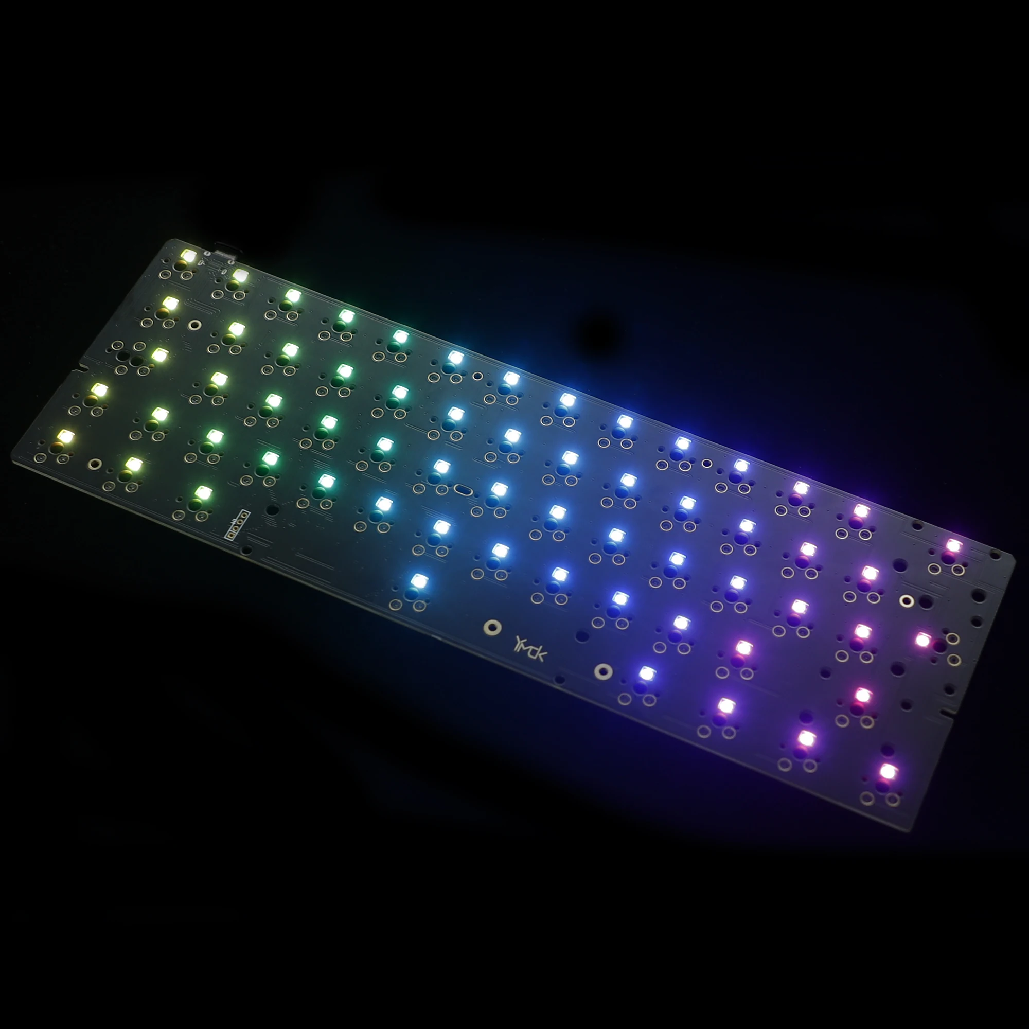 Soquete Inteiramente Programável do Kailh Ymd62 Gh60 Pwb Iso Rgb Via Frasco para Injetáveis - Imagem 3